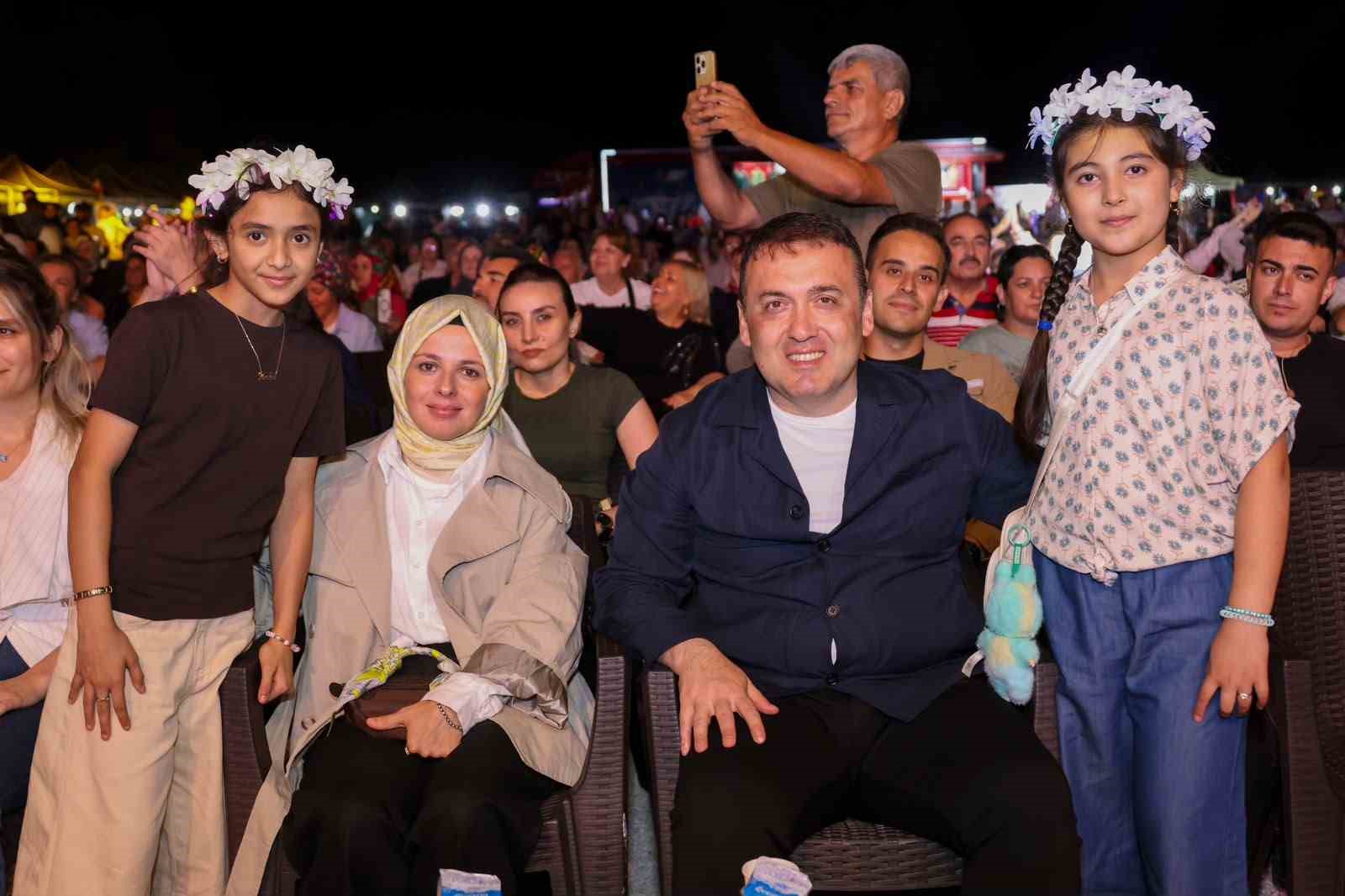 Gölpark Fest’te ikinci gün coşkusu yaşandı