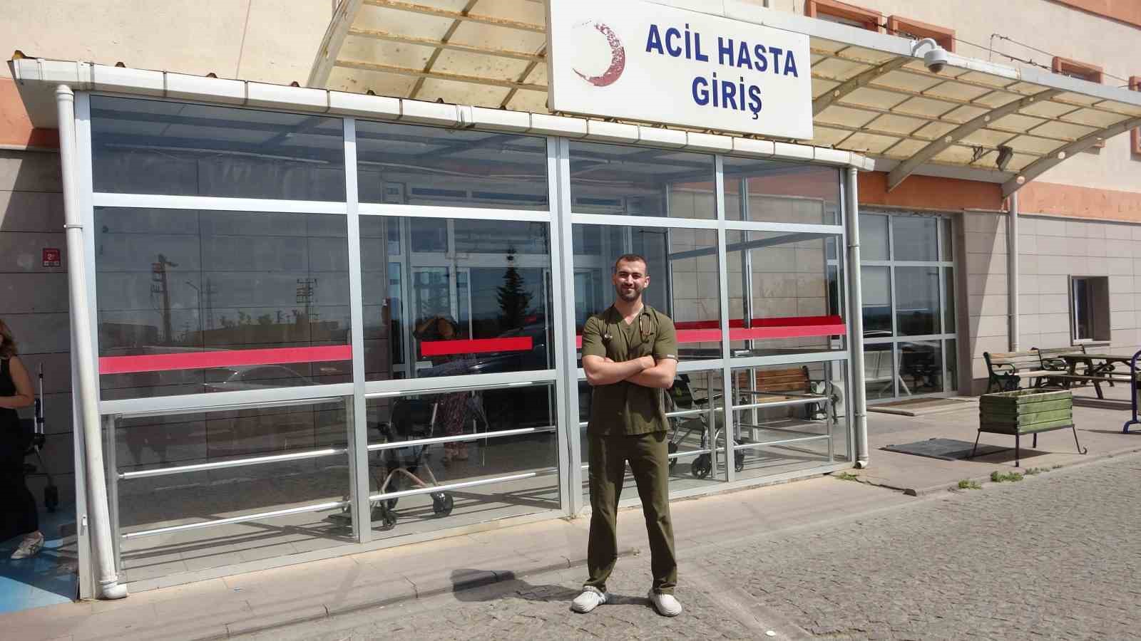 &Ccedil;anakkale&rsquo;de tıbbi laboratuvar teknisyenliğinden doktorluğa