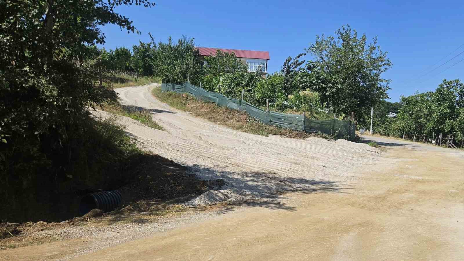 K&ouml;ylerde boru &ccedil;alışmaları s&uuml;r&uuml;yor
