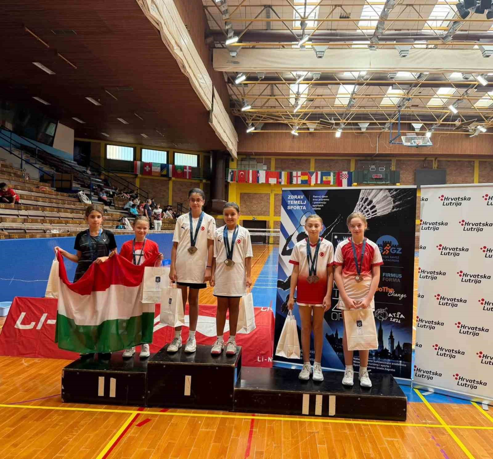 Kayserili sporcular Zagreb&rsquo;de k&uuml;rs&uuml;ye ambargo koydu