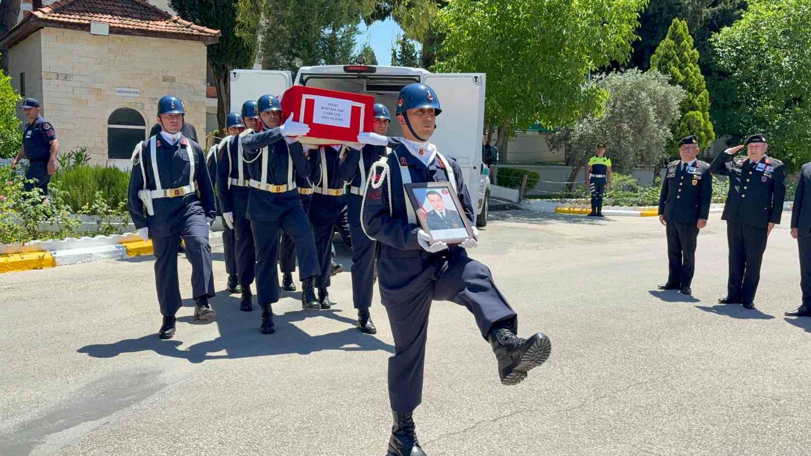 Motosiklet kazasında hayatını kaybeden jandarma personeline son görev