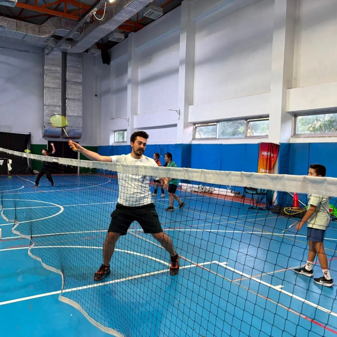 GSB Gençlik Yaz Kulübü’nde minikler badmintonla buluştu
