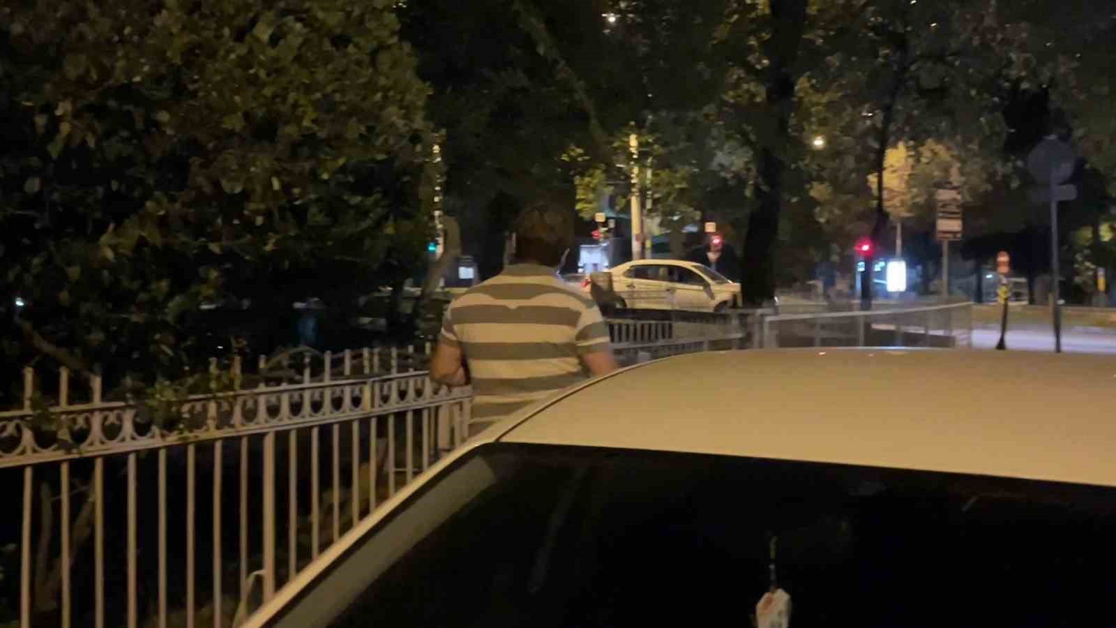 Alkol denetimini görünce aracı park etti, "Sigara almaya geldim" dedi