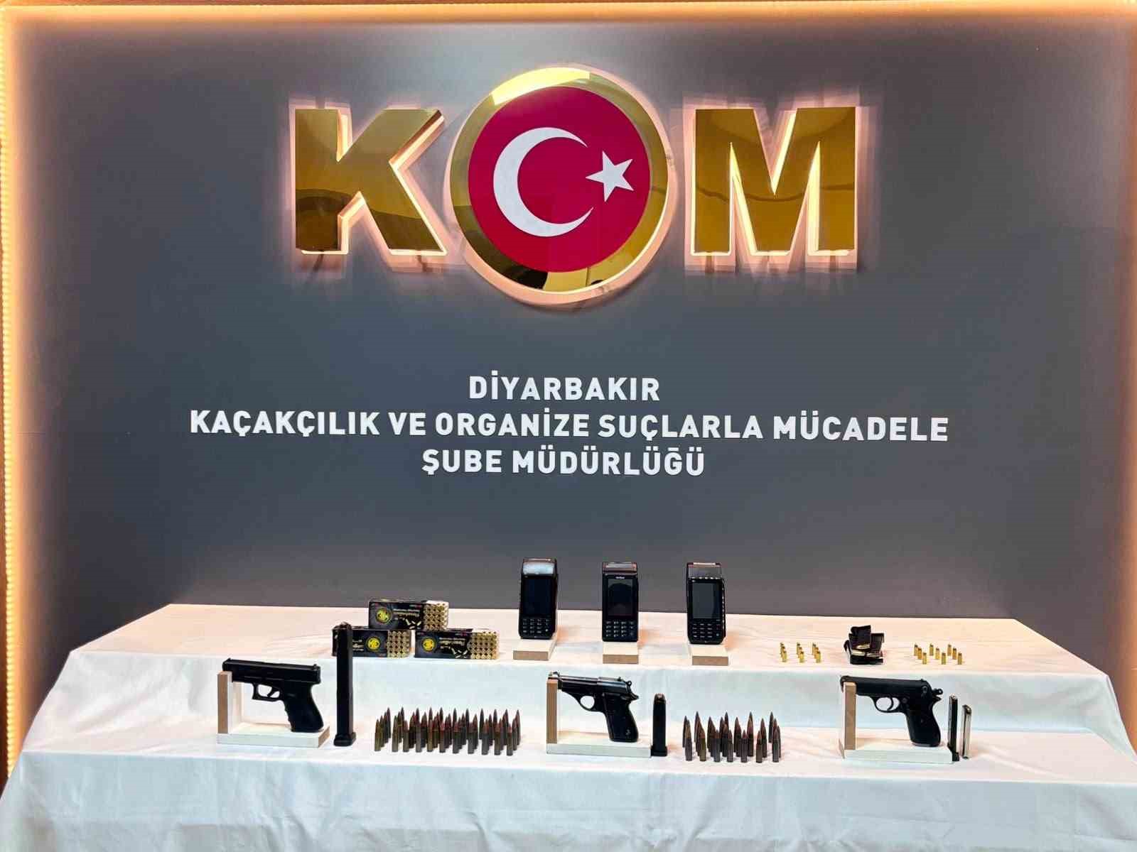 Diyarbakır&rsquo;da "tefecilik" ve "nitelikli yağma" operasyonunda 2 tutuklama
