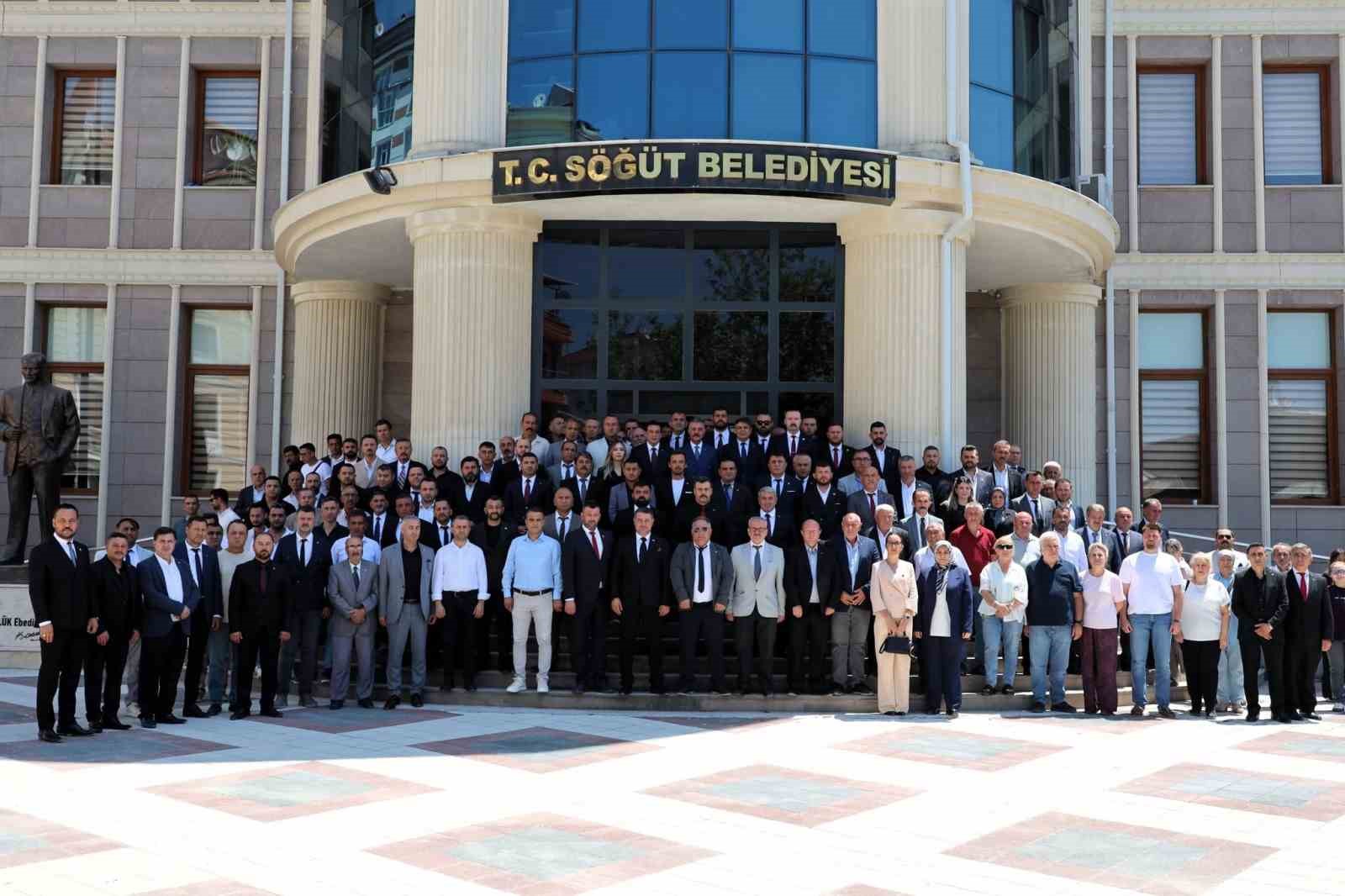 MHP Genel Sekreteri Büyükataman Söğüt’te temaslarda bulundu