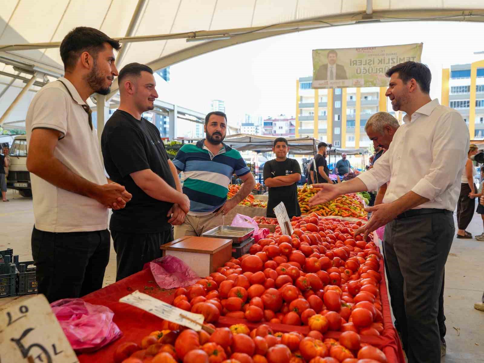 Tarsus’ta 4 yıldır atıl kalan semt pazarı yeniden hizmete açıldı