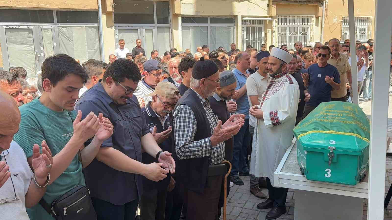 Alanya&rsquo;daki otel yangınında &ouml;len stajyer &ouml;ğrenci K&uuml;tahya&rsquo;da son yolculuğuna uğurlandı