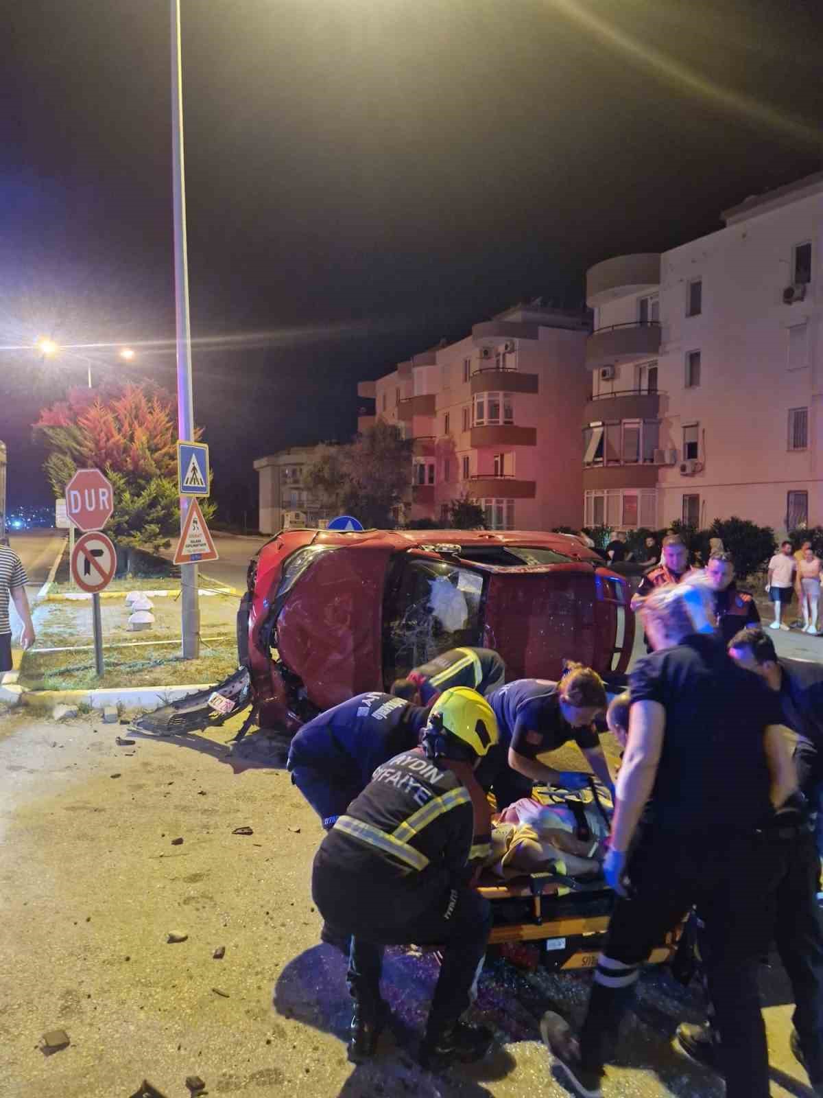Kuşadası&rsquo;nda takla atan otomobilin s&uuml;r&uuml;c&uuml;s&uuml; yaralandı