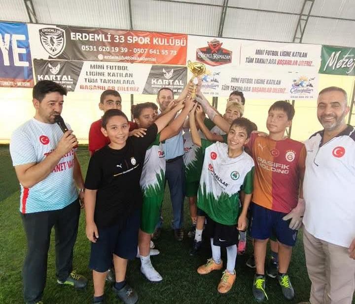 Erdemli’de Yaz Kur’an Kursu öğrencileri futbol turnuvasında buluştu