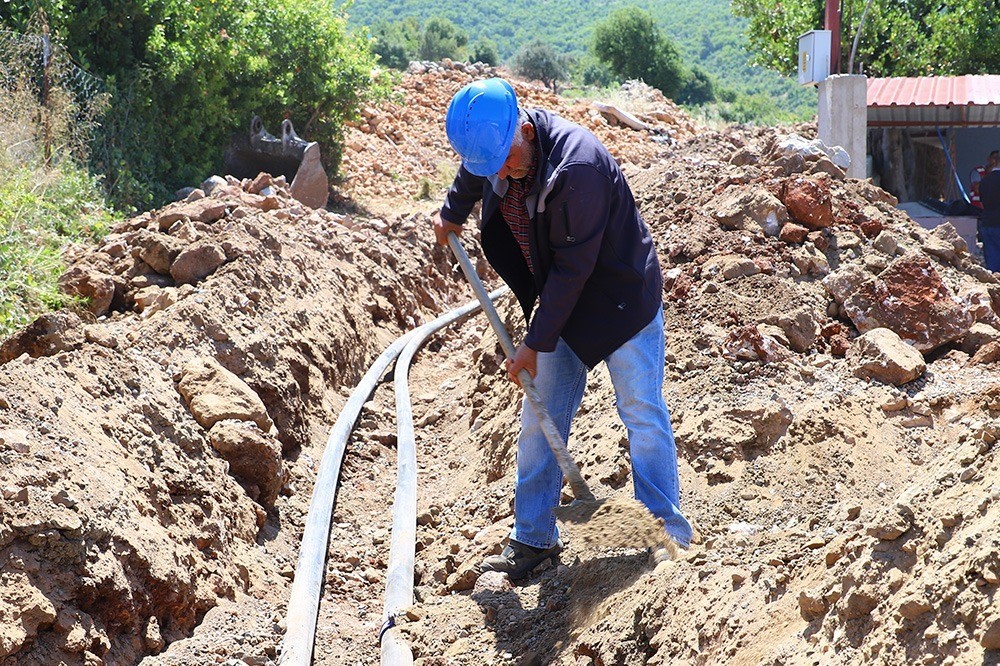 HATSU, Aydınbahçe’nin 40 yıllık su sorunu çözdü
