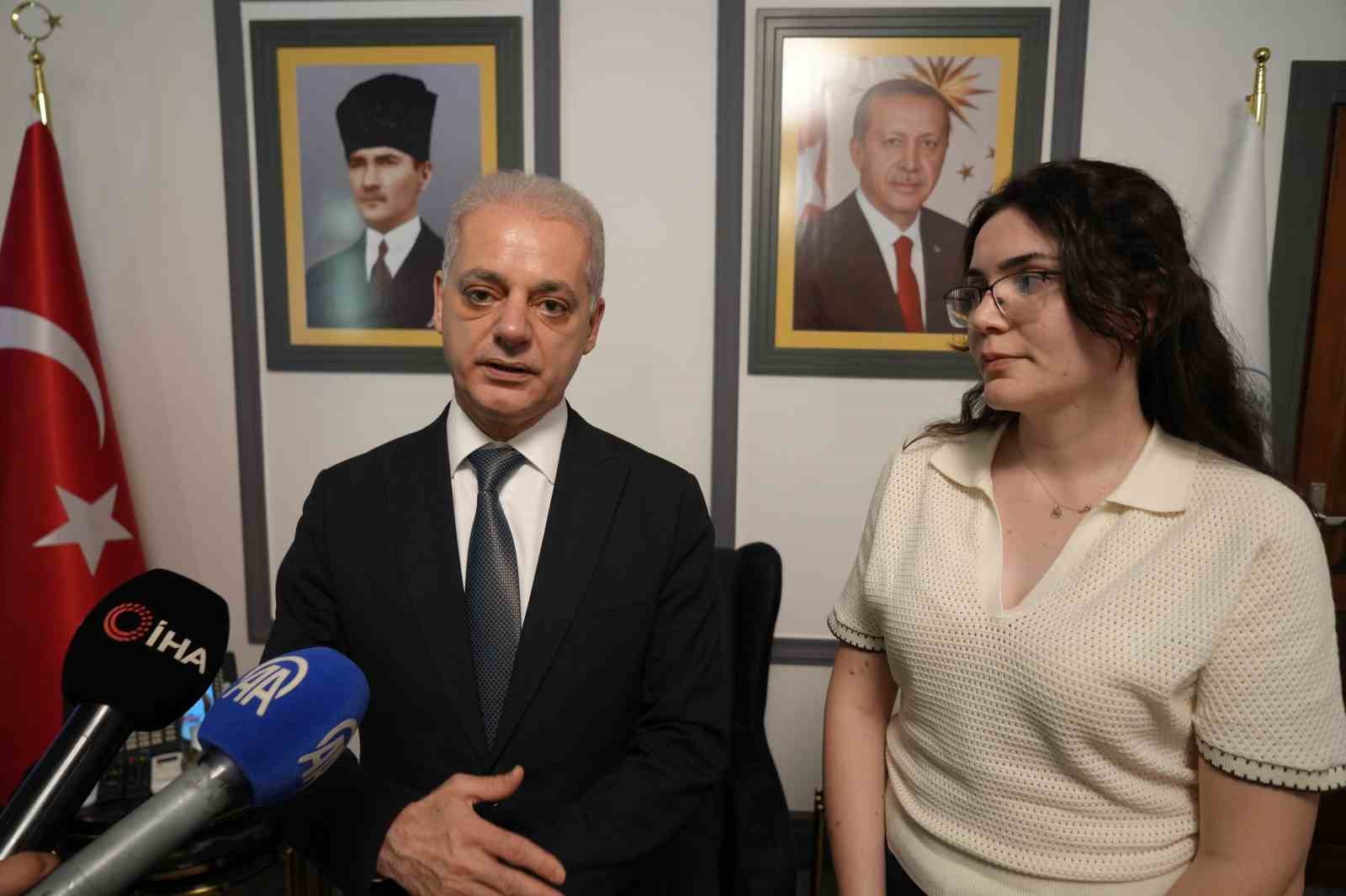 Silahlı saldırıda bacağını kaybetmişti: Şimdi başhekim oldu