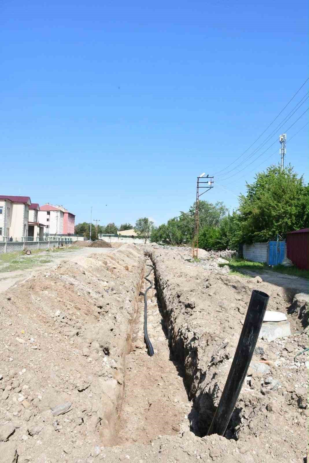 Başkan Taşkın, altyapı çalışmalarını yerinde inceledi