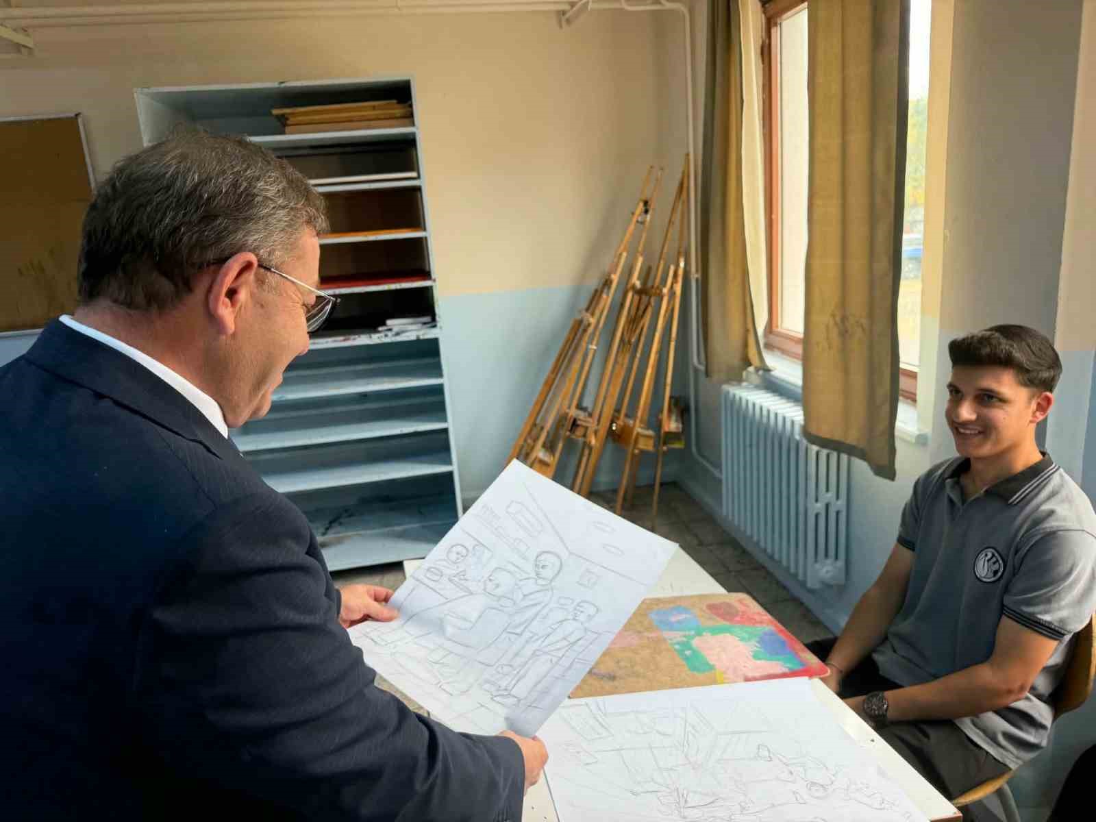 Vali Polat, Güzel Sanatlar Lisesi’nde öğrencilerle buluştu