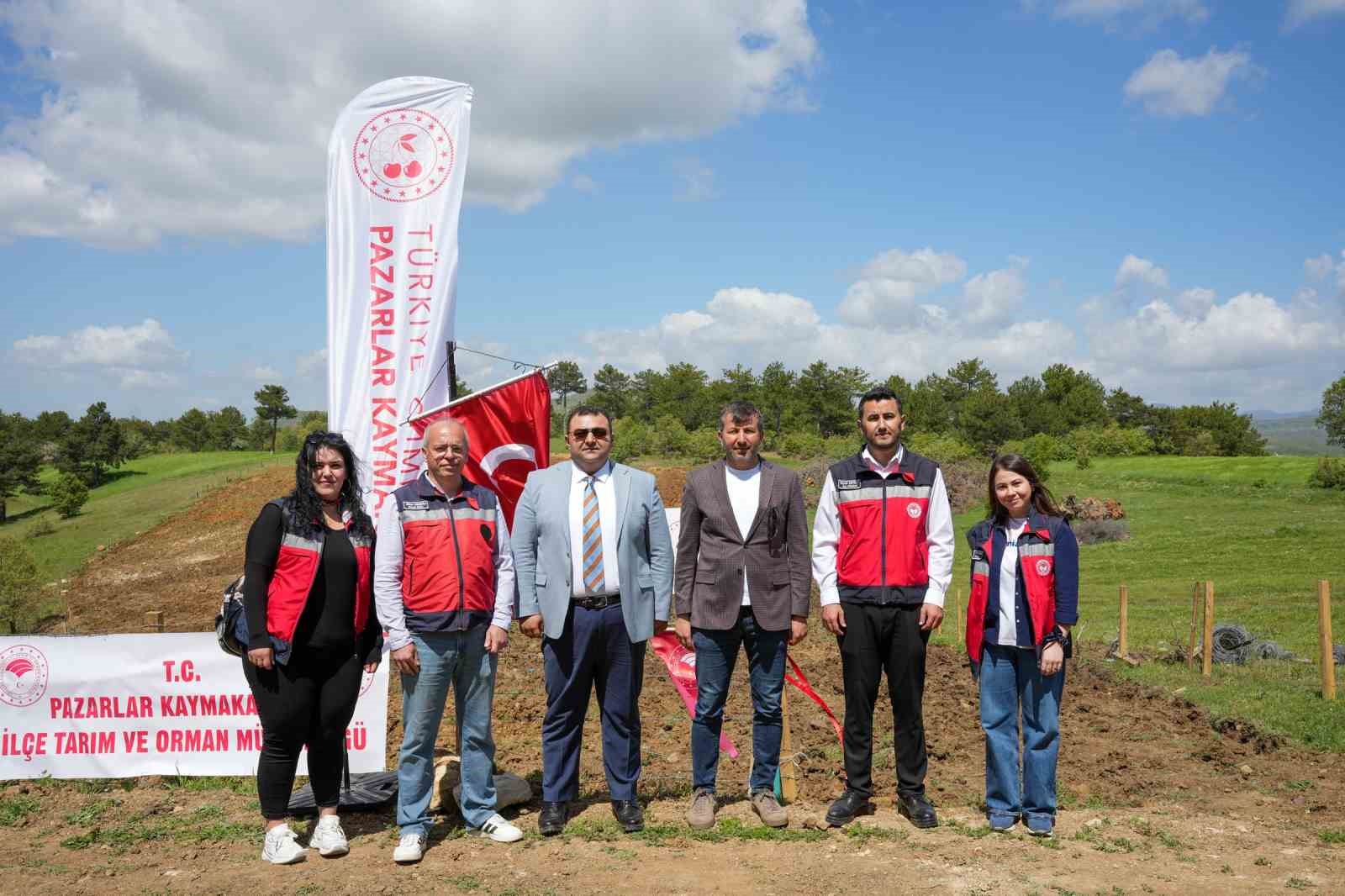 Tescilli Pazarlar Kirazı uygulama alanı hizmete açıldı