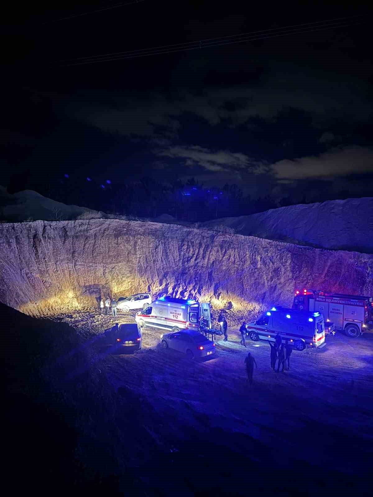 Bolu’da cip 15 metrelik uçurumdan uçtu: 2 sevgili hayatını kaybetti, 1 yaralı