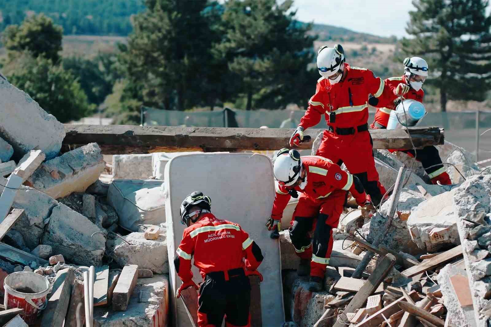 Maden Arama-Kurtarma ekipleri kaza ve afetlere hazırlık i&ccedil;in Rize&rsquo;de yarışacak