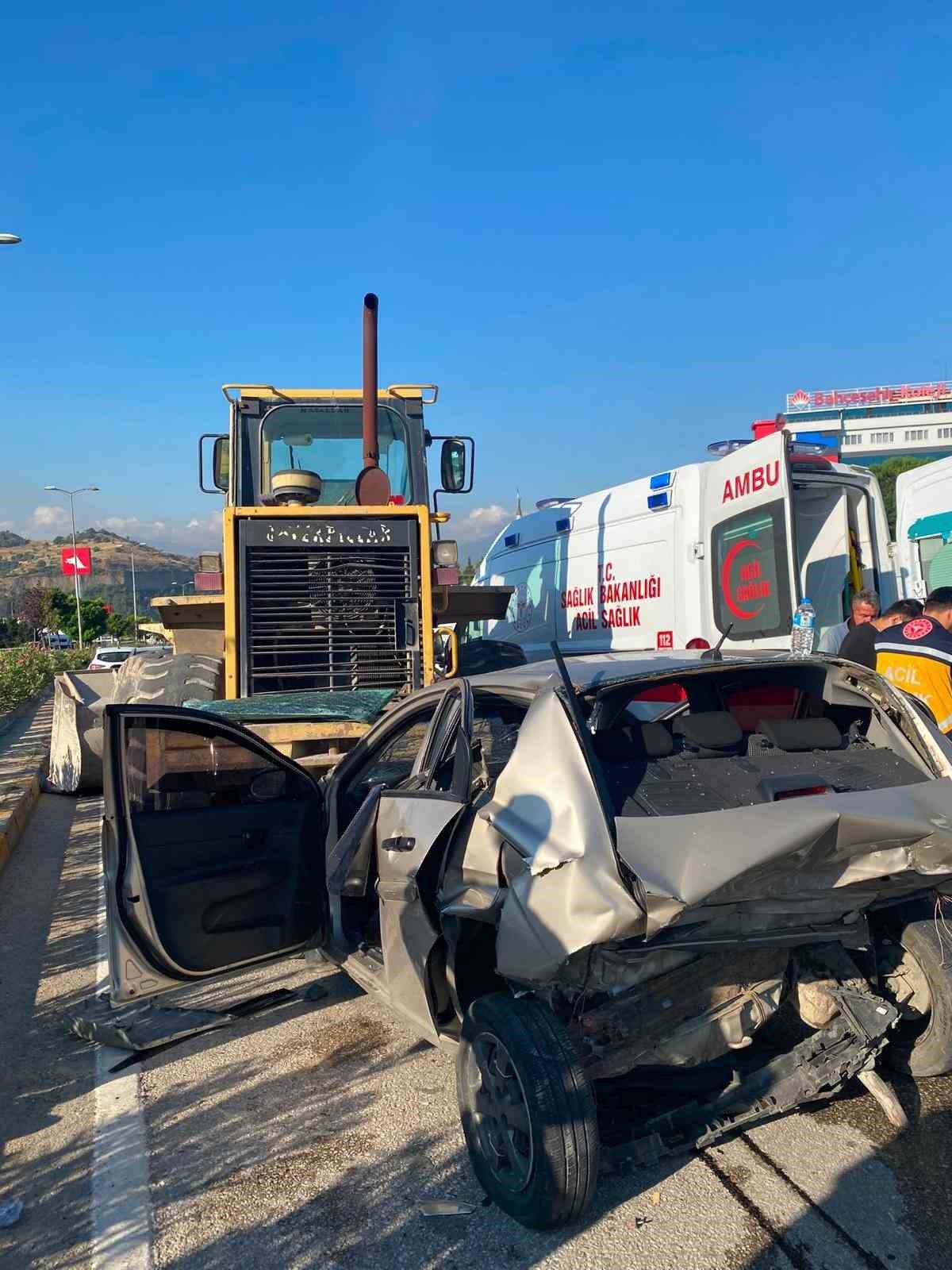 Karabük’te zincirleme kazada 1’i ağır 2 kişi yaralandı