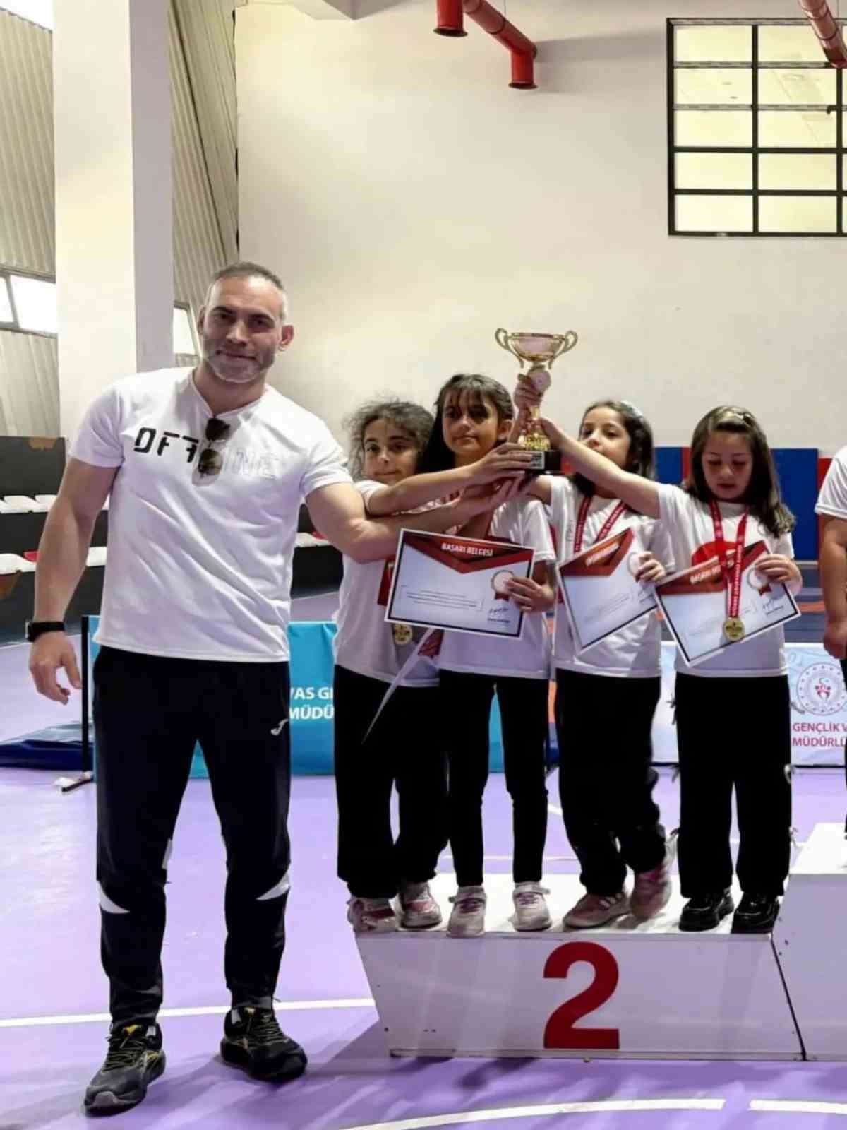 Sivas&rsquo;ta Şah-Mat i&ccedil;in yarıştılar