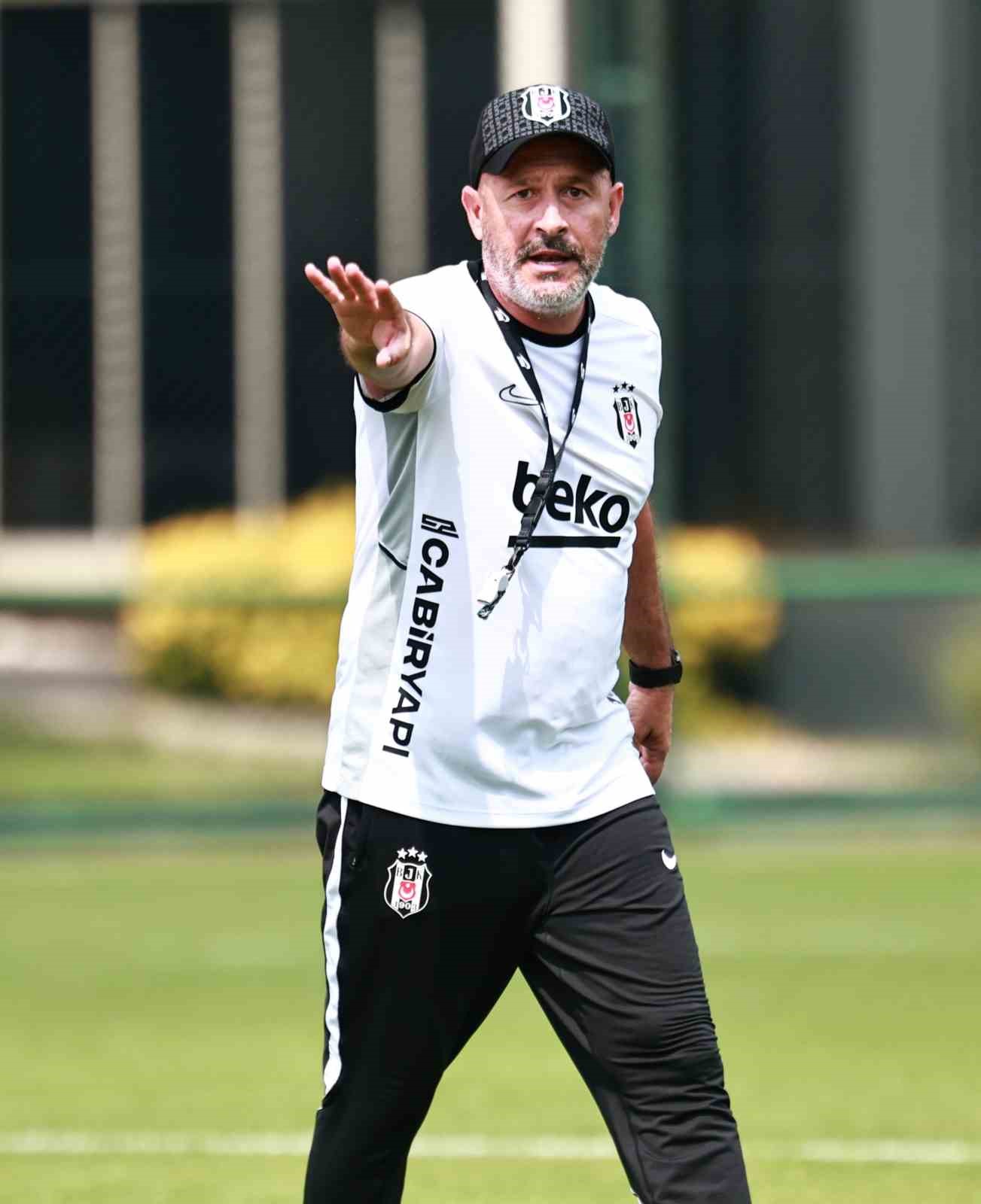 Beşiktaş&rsquo;ta, Hradec Kralove ma&ccedil;ı hazırlıkları devam etti