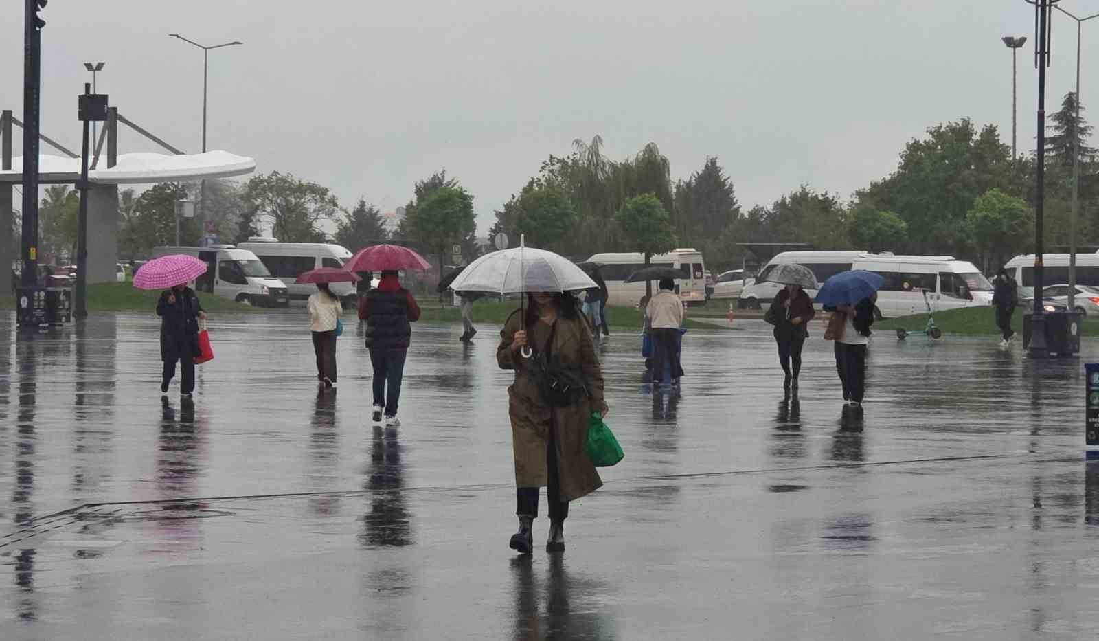 Samsun’da sağanak: Metrekareye 57,8 kilo yağış düştü
