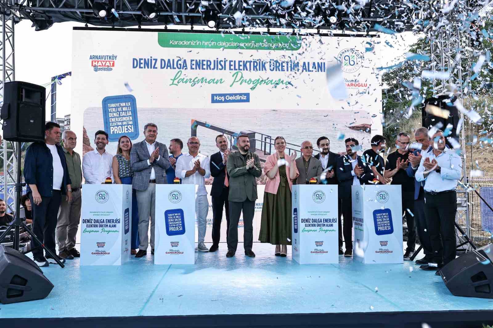 Karadeniz’in hırçın dalgaları Arnavutköy’de enerjiye dönüştü