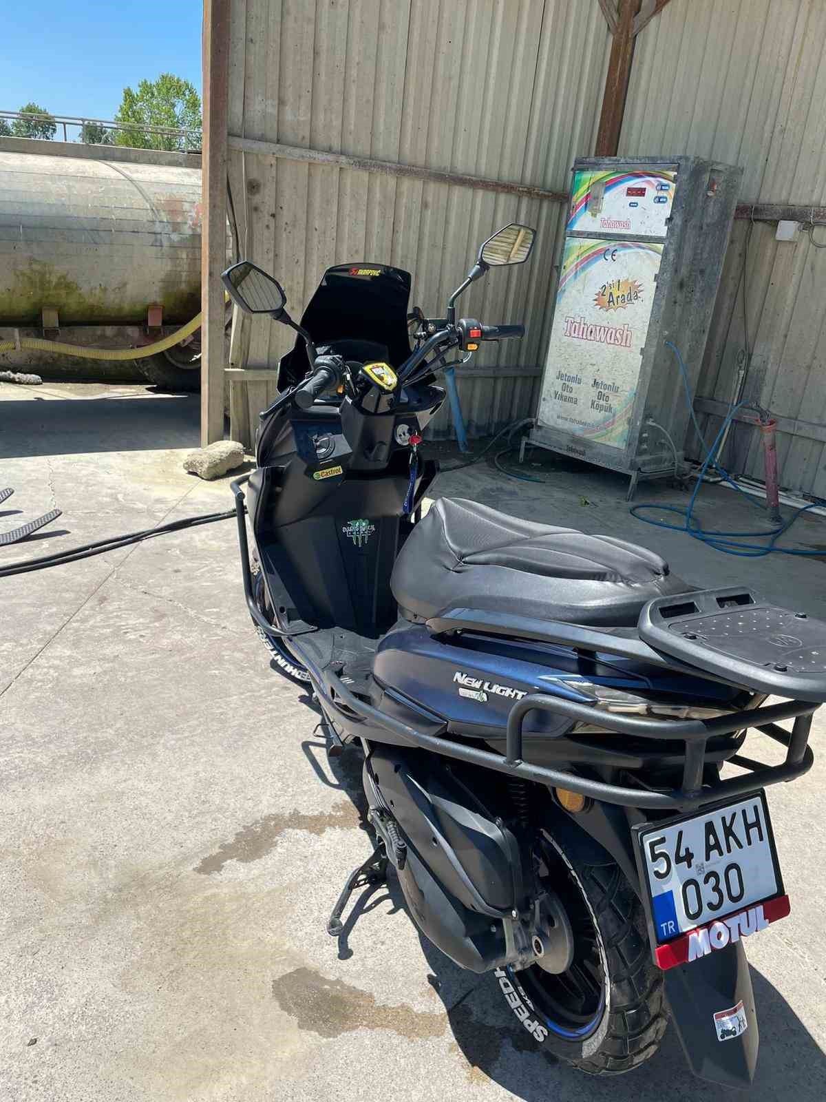 Motosikletle döner almaya giden ehliyetsiz sürücü, 200 bin liralık cezayla döndü