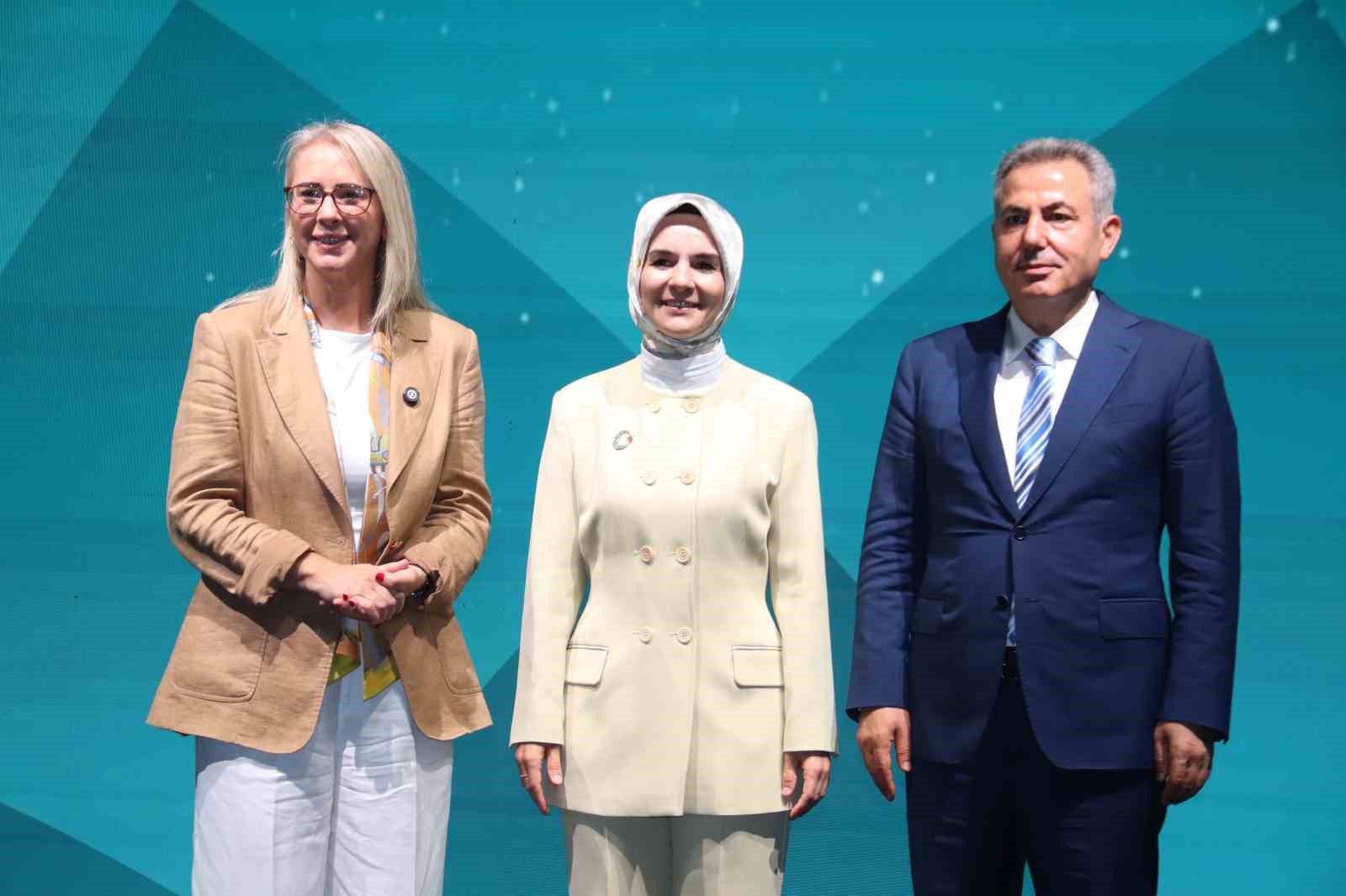 Bakan Göktaş: "Kadın girişimciliğine yapılan her yatırım, Türkiye’nin geleceğine yapılan bir yatırımdır"