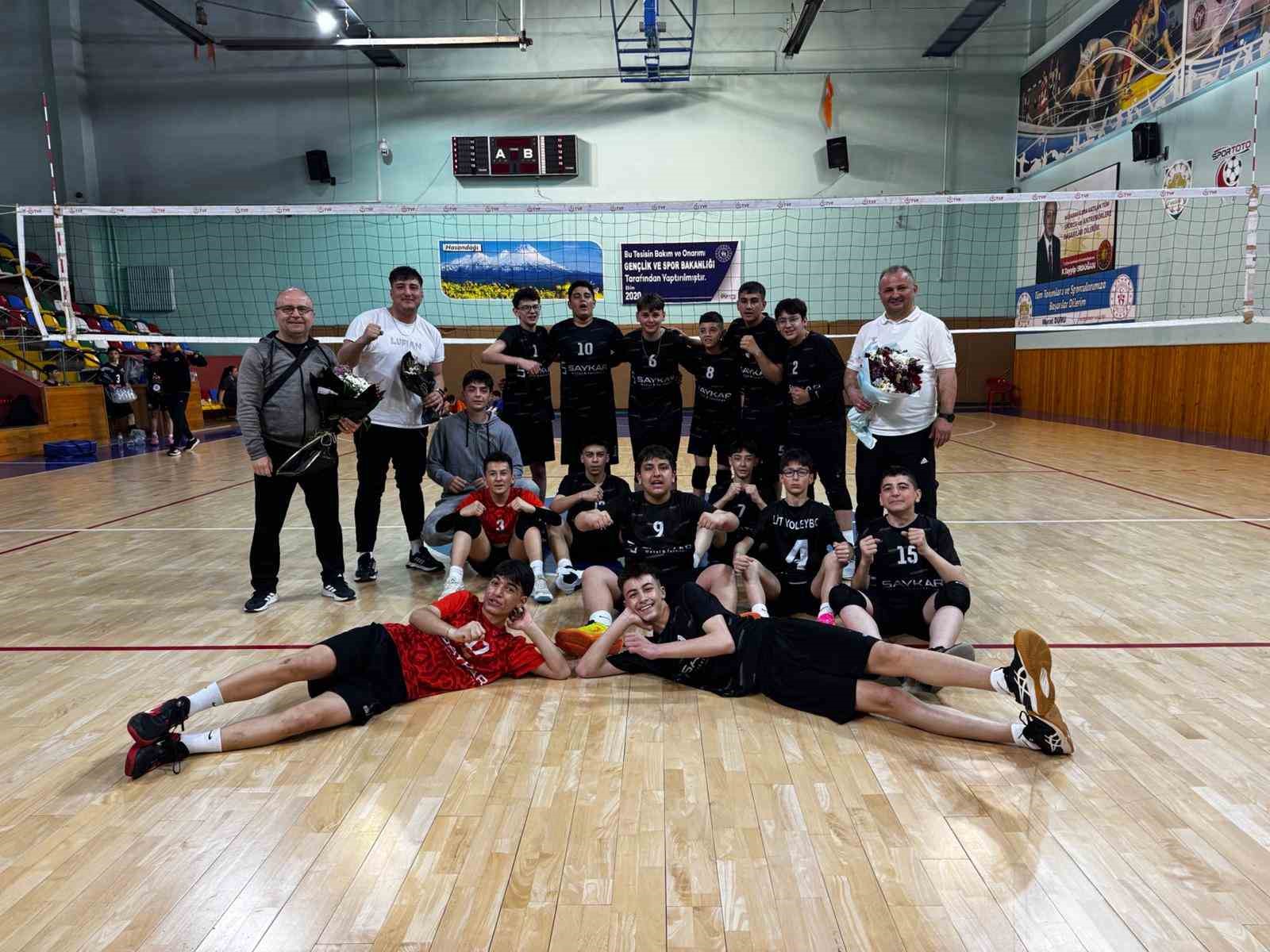 Kayseri Elit Voleybol son 32 takım arasında