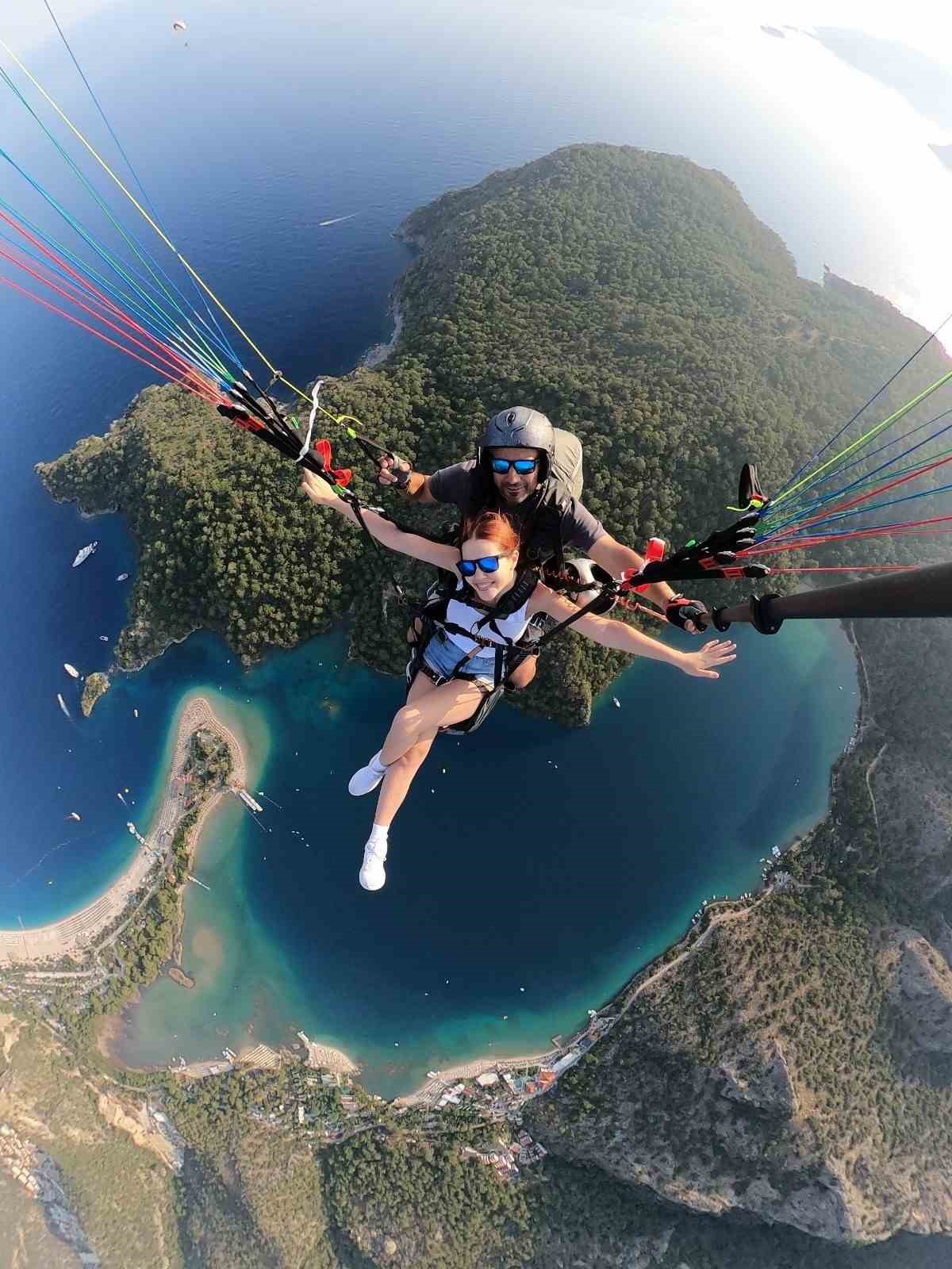 Fethiye’de 7 günde 8 bin 435 kişi yamaç paraşütü yaptı