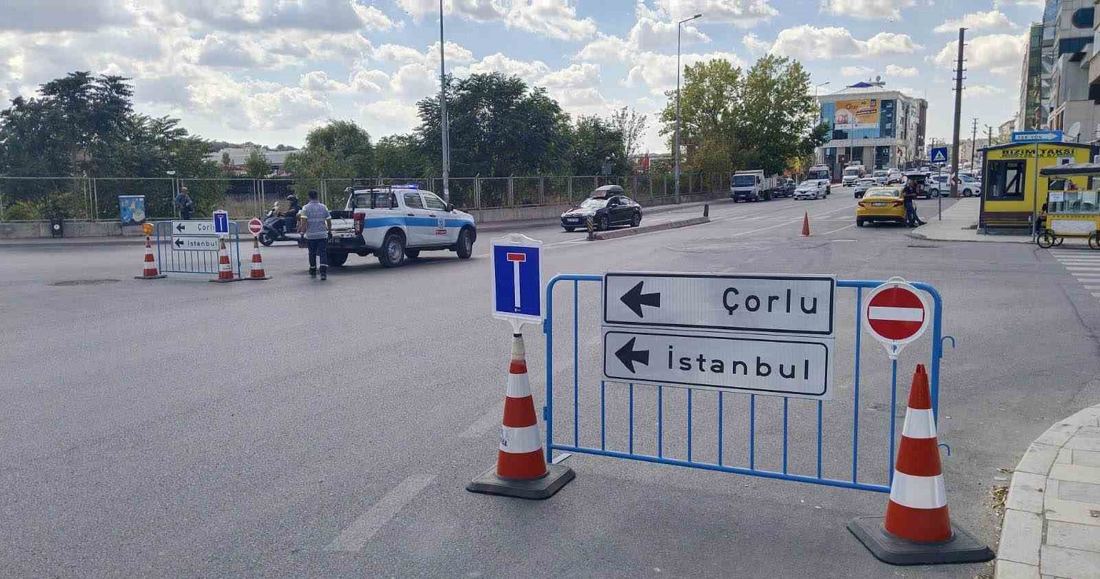 &Ccedil;erkezk&ouml;y&rsquo;de ulaşım d&ouml;n&uuml;ş&uuml;m&uuml; hızlandı