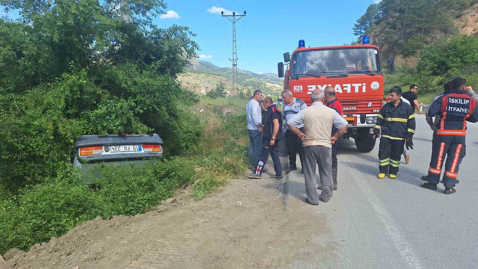 Çorum’da otomobil şarampolde takla attı: 1 yaralı