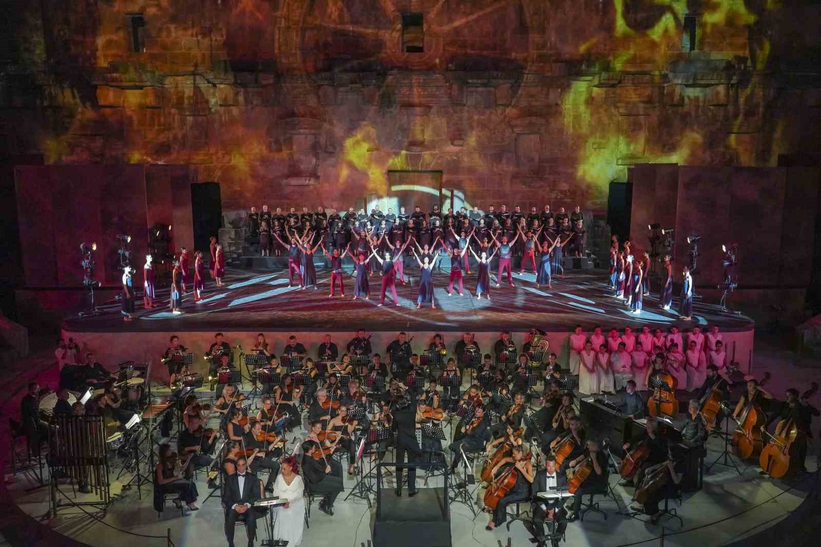 33. Uluslararası Aspendos Opera ve Bale Festivali’nde Carmina Burana seyirciyle buluştu