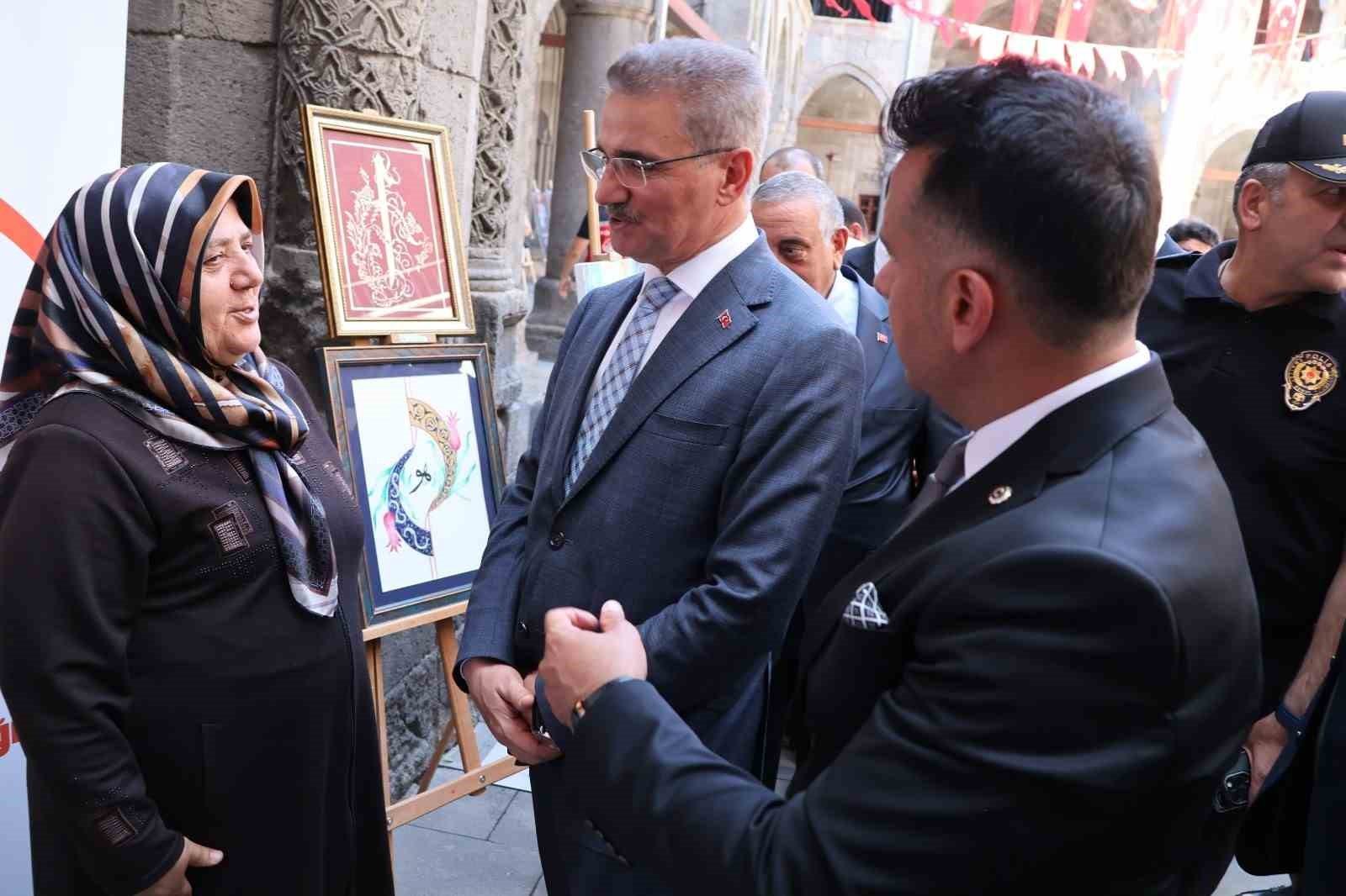 15 Temmuz’un ruhu sanatla yaşatıldı: 200 eser sergilendi
