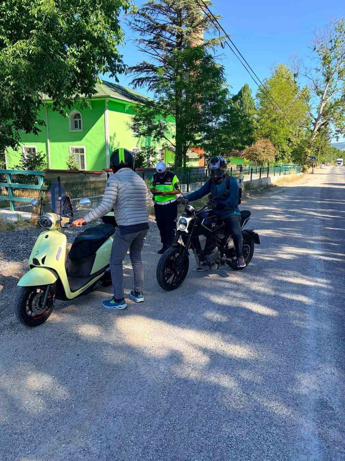 Denetim noktasında ceza yerine eğitim verildi