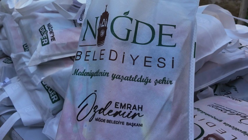 Niğde Belediyesi’nden 2 bin 286 öğrenciye eğitim desteği