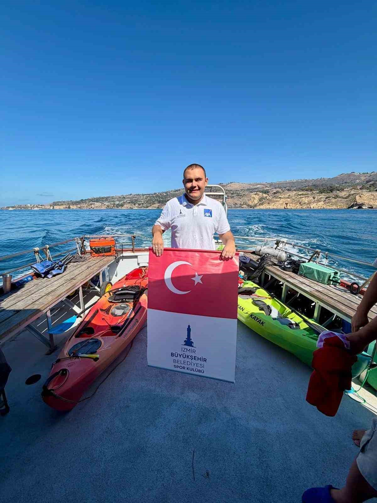 Tuna Tunca, Catalina Kanalı&rsquo;nı da ge&ccedil;ti