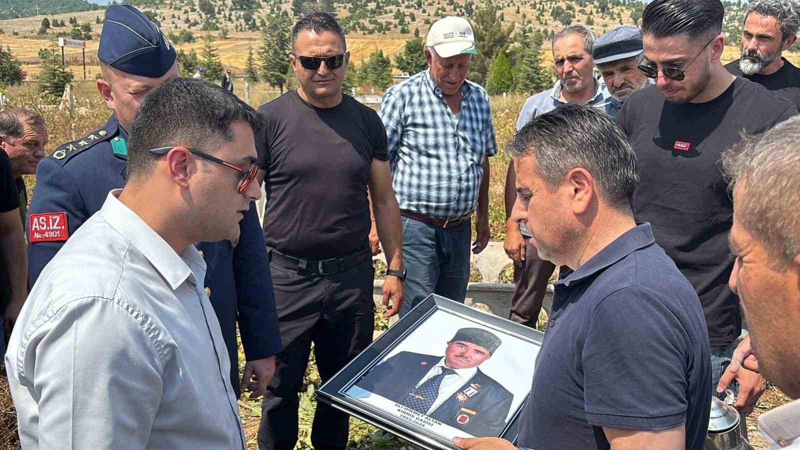 Kıbrıs Gazisi Ali Hikmet Altan son yolculuğuna uğurlandı