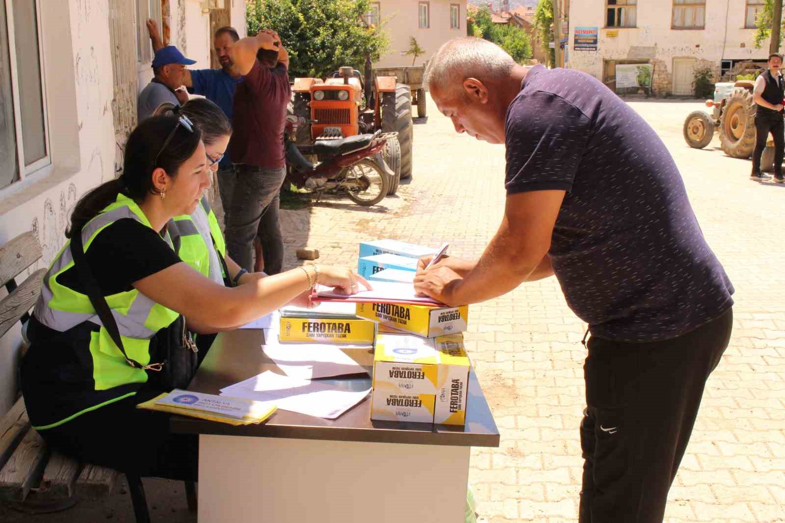 B&uuml;y&uuml;kşehir&rsquo;den Elmalı&rsquo;da aşırı yağıştan etkilenen &uuml;reticilere destek