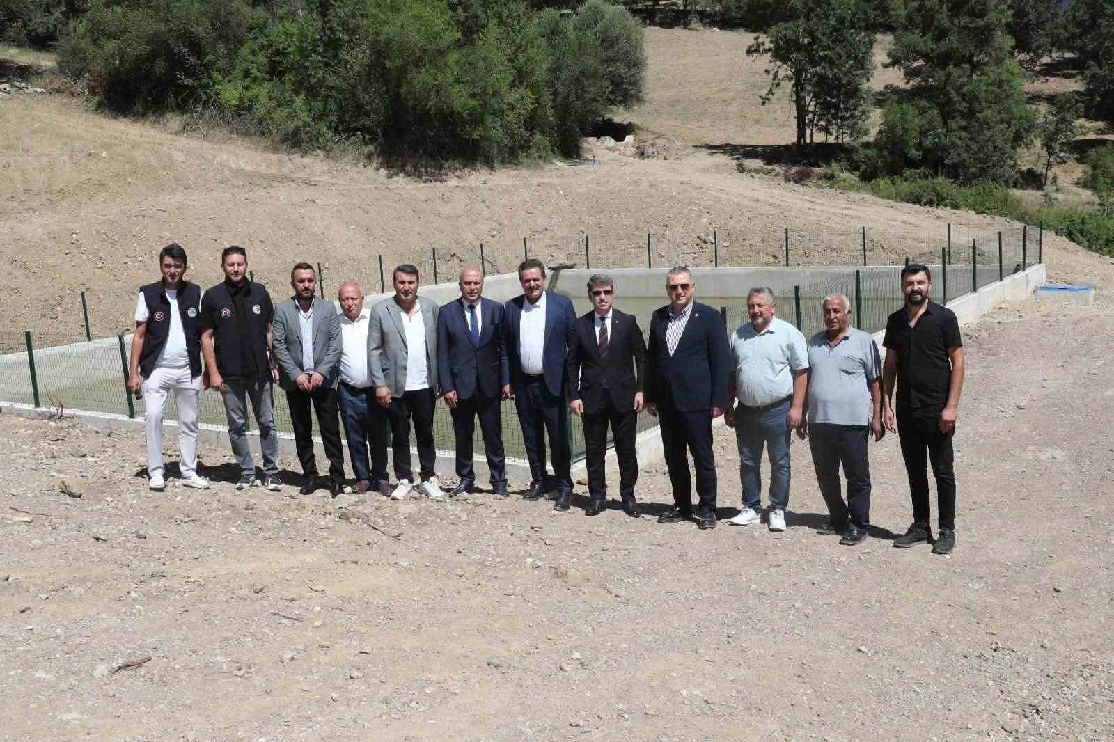 Ümük köyünde bin dekarlık arazi basınçlı sulamaya kavuştu
