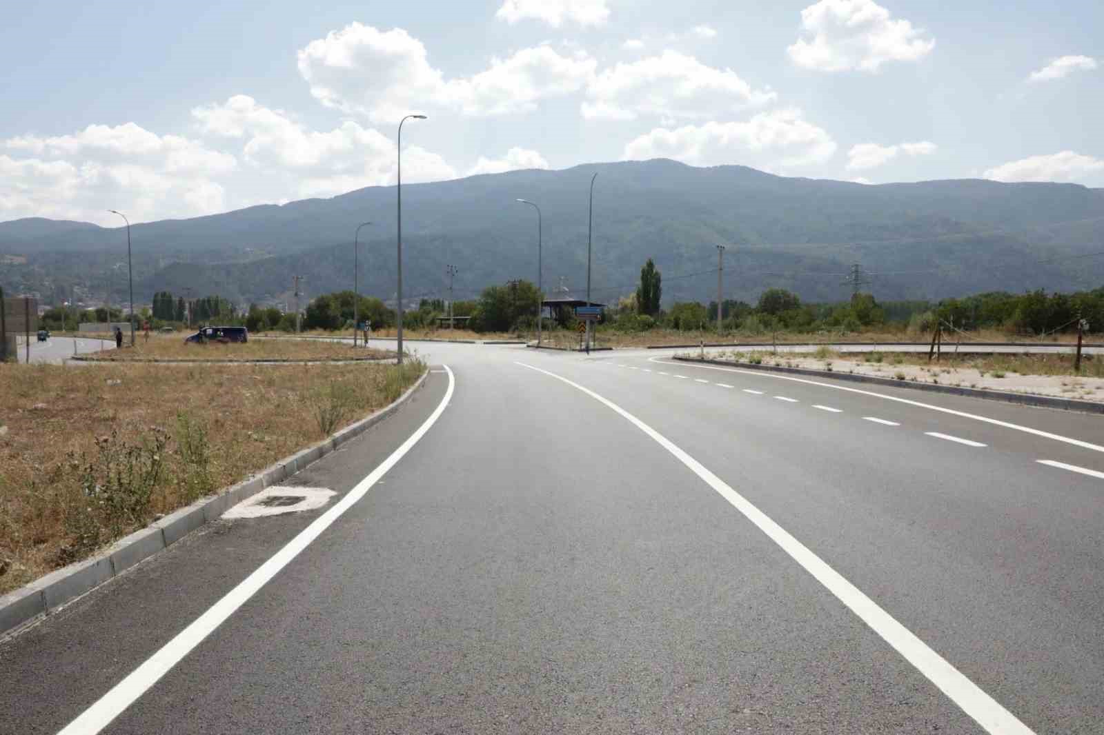 K&uuml;tahya Valisi Işın, Emet-Simav yolundaki &ccedil;alışmaları inceledi