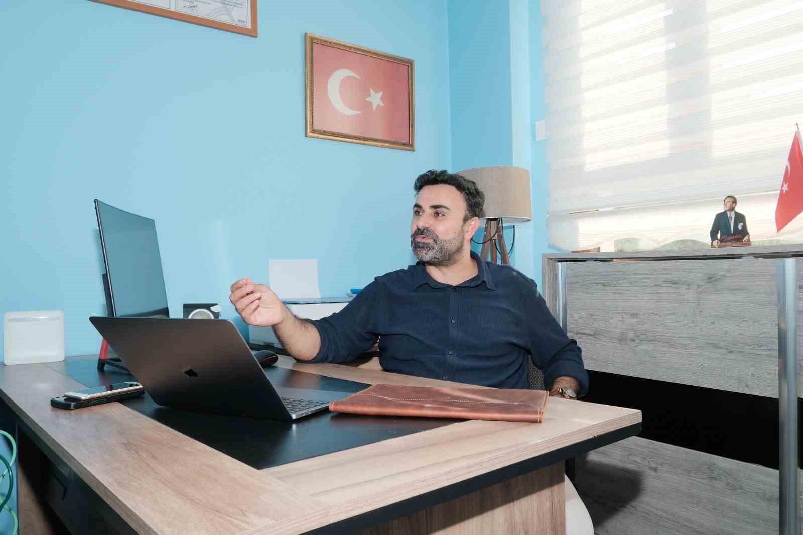 Eğitimci Yal&ccedil;ınkaya: "&Ccedil;ocuğunuzun &ouml;n&uuml;ndeki her engeli kaldırmayın"