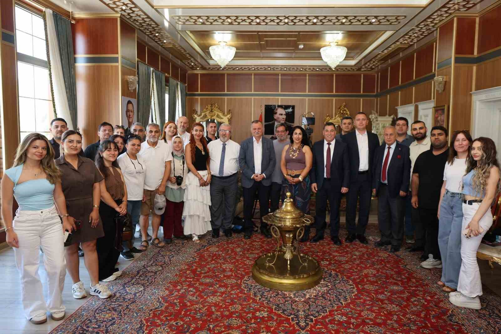 Yunusemre’ye 4 çok amaçlı salon, 3 çocuk kültür merkezi geliyor