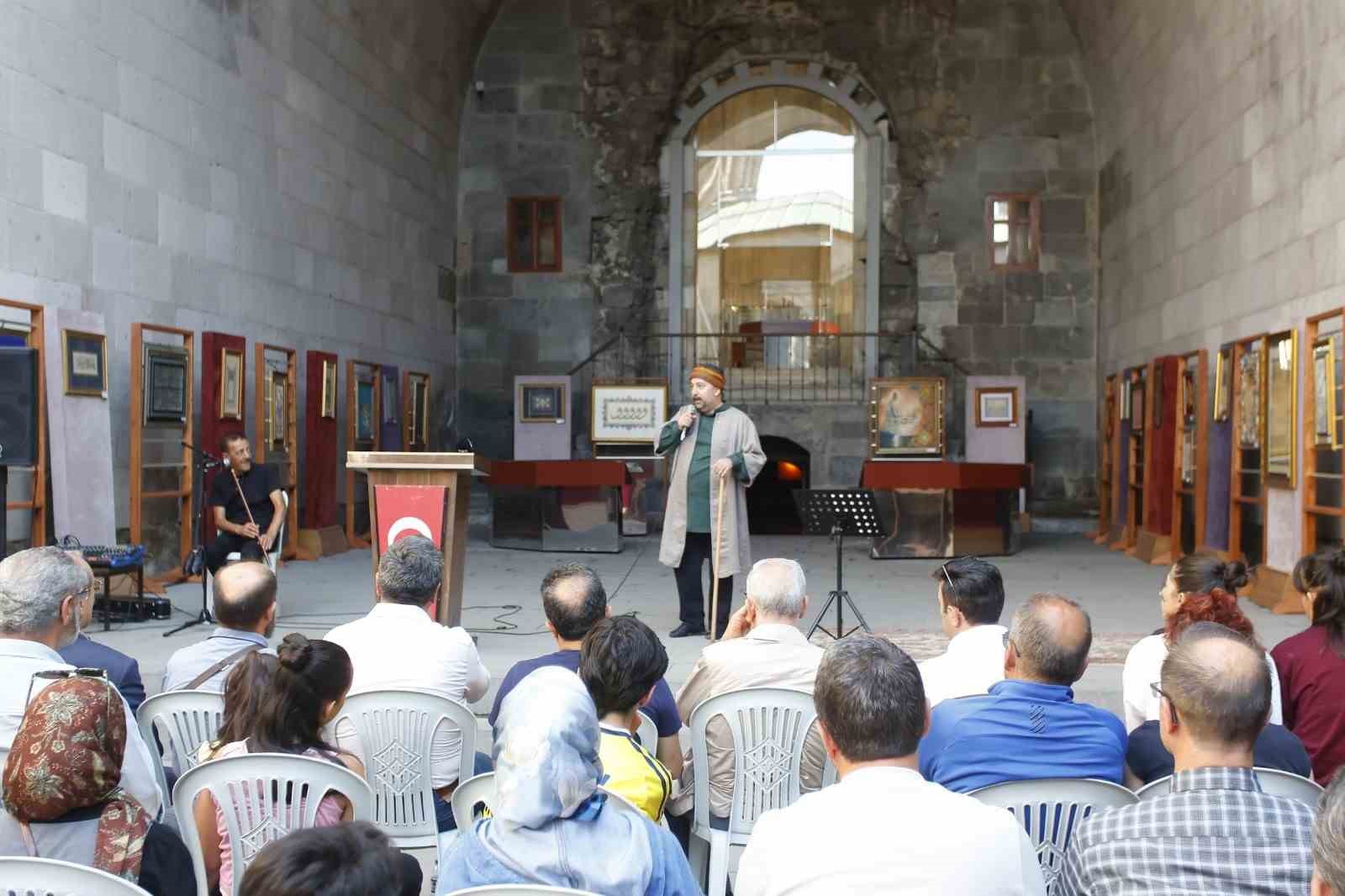 "Erzurumlu Yunus Emre" programına yoğun ilgi