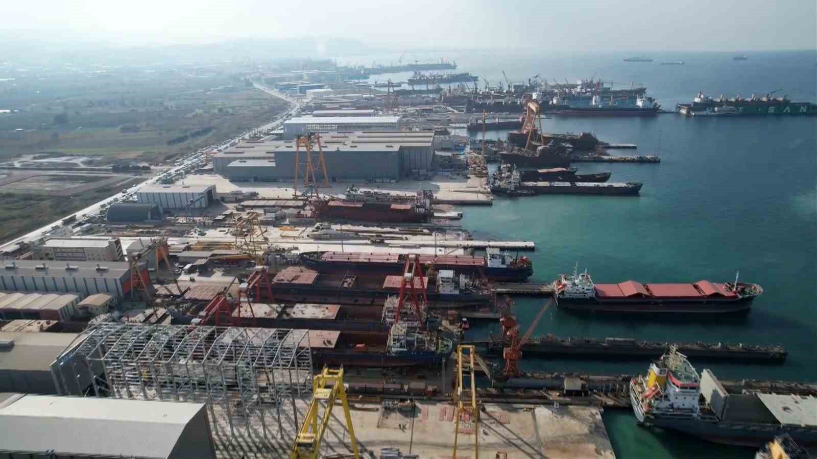 Yalova’da tersanede mühendis, müdürünü vurdu