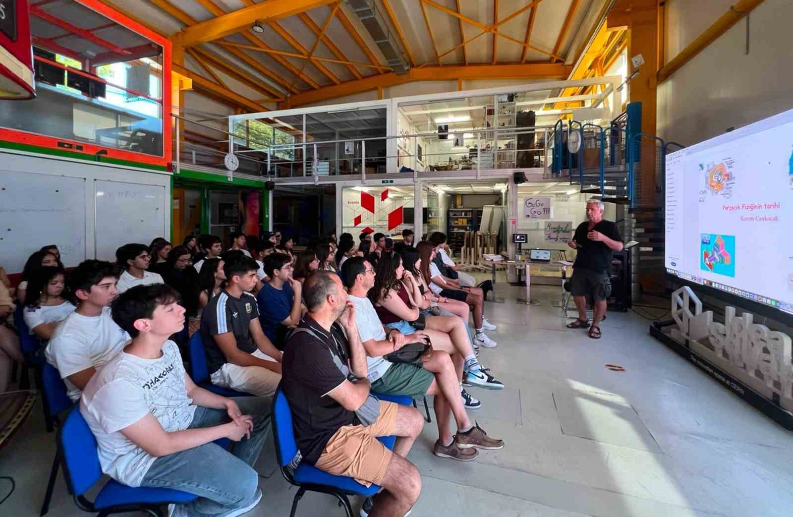 Menteşe Anadolu Lisesi &ouml;ğrencileri CERN&rsquo;de bilimle buluştu