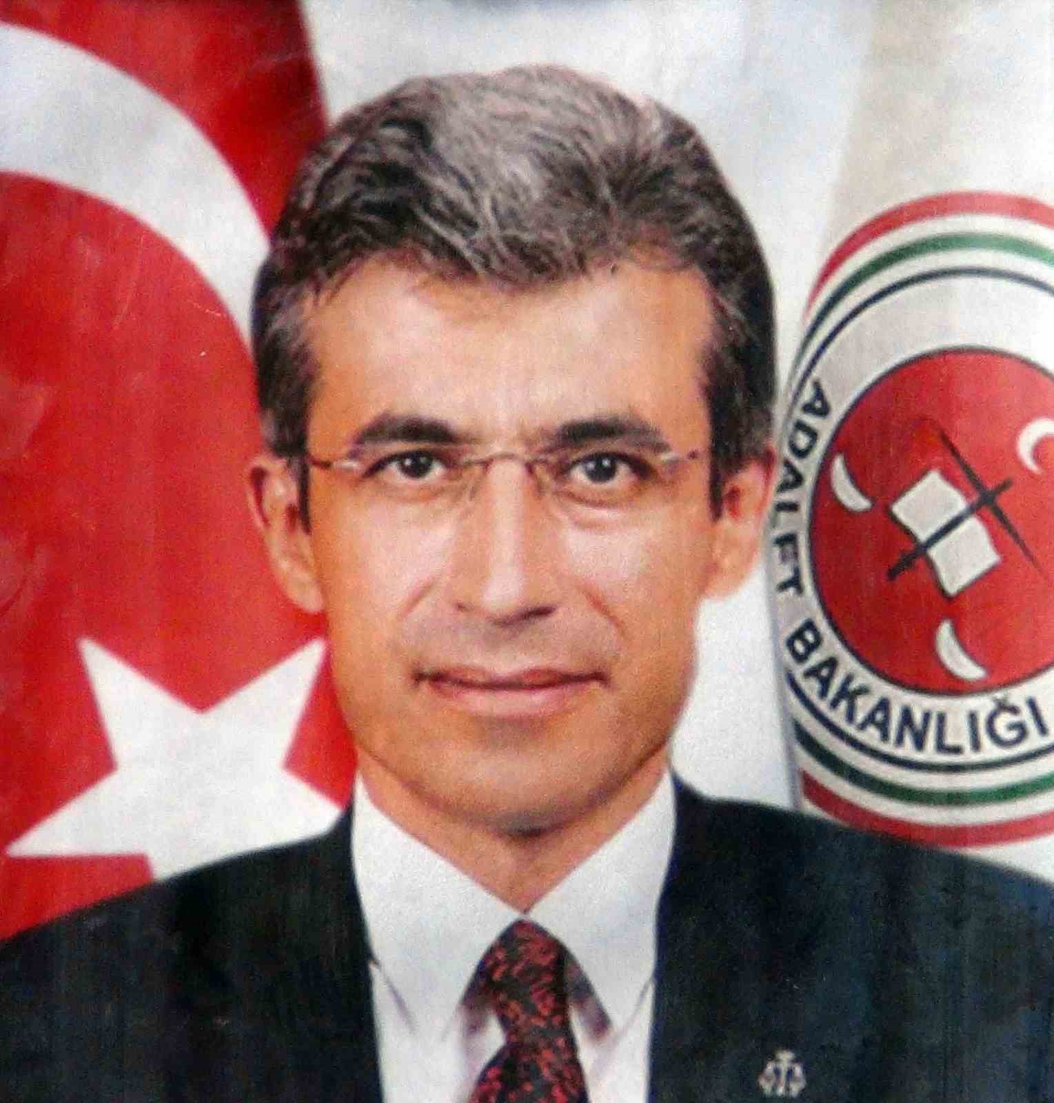 Şehit Başsavcı Mustafa Alper’in İsmi Adliye Lojmanlarında yaşatılacak