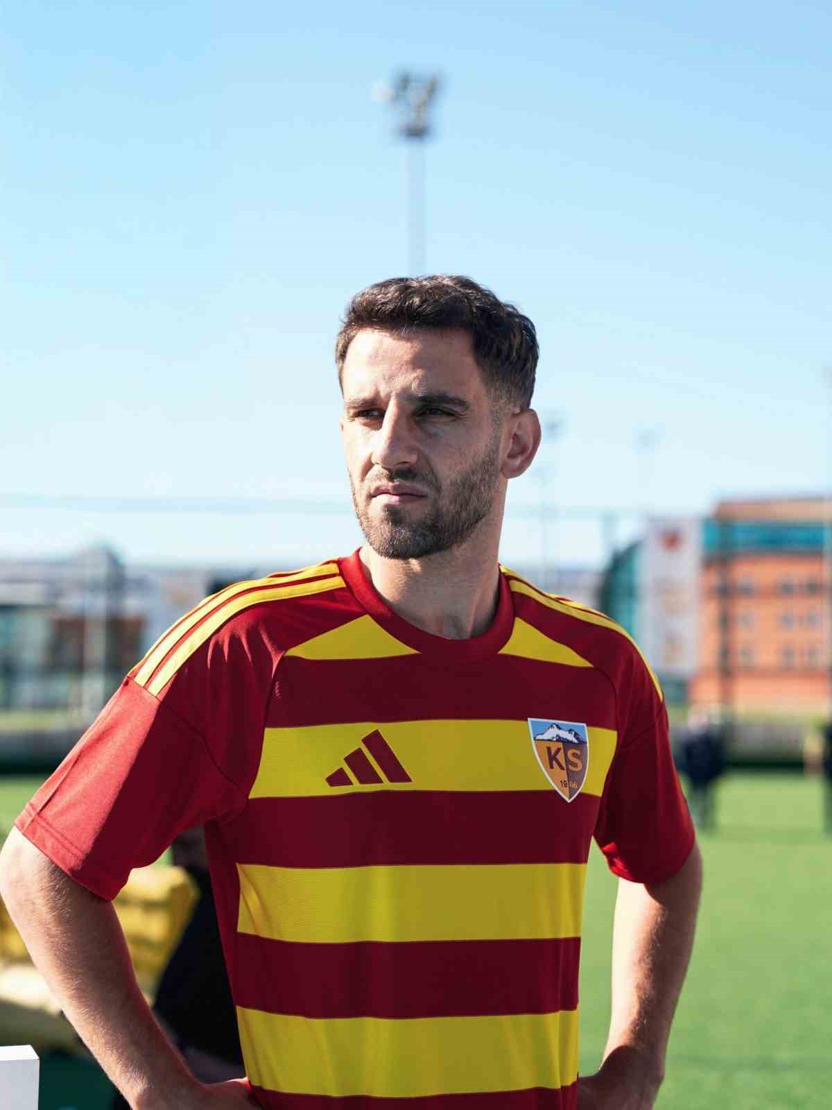Ramazan Civelek Kayserispor’dan ayrıldı
