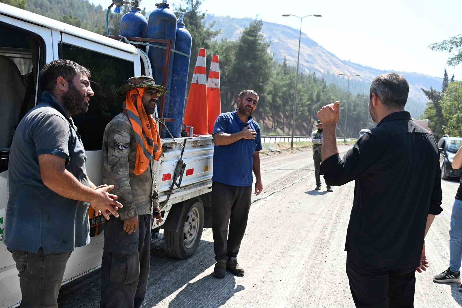 Başkan Çetinkaya sahada çalışmaları inceledi