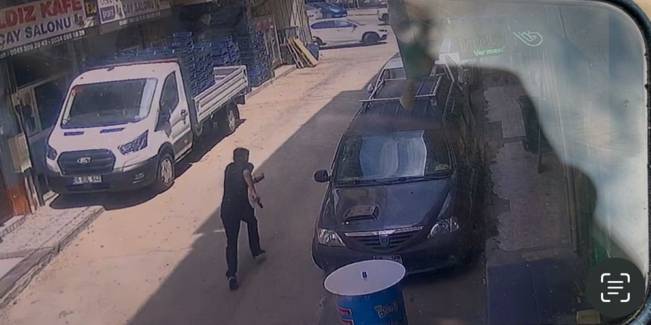 Yan bakma yüzünden silahla vurdu