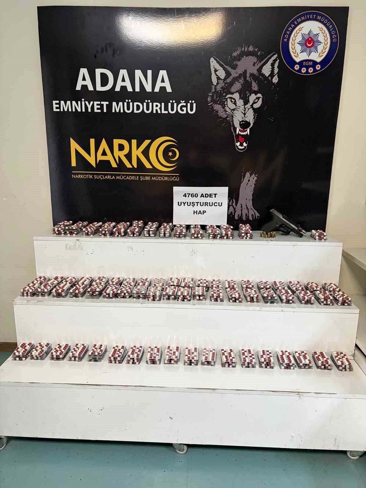 Adana’da narkotik operasyonu: Esrar, sentetik hap ve silah ele geçirildi